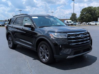 Certified 2025 Ford Explorer Active w/ Active Comfort Package