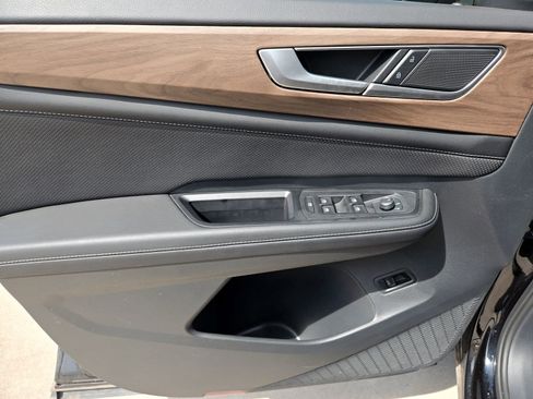 New 2024 Volkswagen Atlas SE image 19