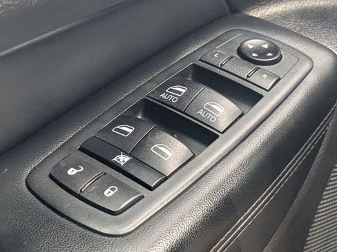 Used 2020 Jeep Grand Cherokee Limited w/ Trailer Tow Group IV image 30