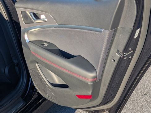 Used 2025 Genesis G70 2.5T w/ Sport Prestige Package image 15