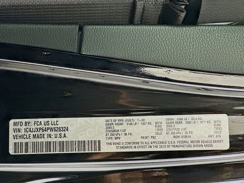 Used 2023 Jeep Wrangler Unlimited Sahara image 12