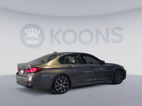 Used 2022 BMW M550i xDrive w/ Dynamic Handling Package AWD/4WD image 2