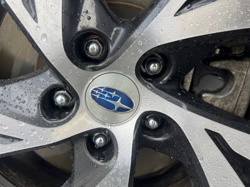 Used 2021 Subaru Legacy Premium image 31