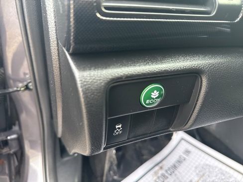 Used 2015 Honda Accord Sport image 17