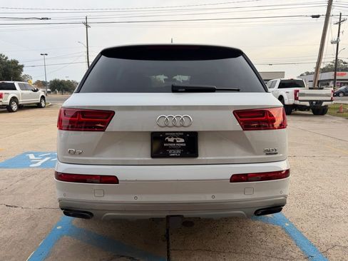 Used 2017 Audi Q7 3.0T Premium Plus image 6