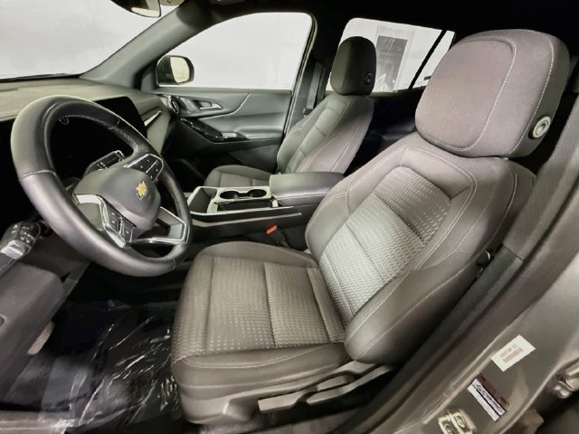 Used 2025 Chevrolet Equinox LT AWD/4WD image 21