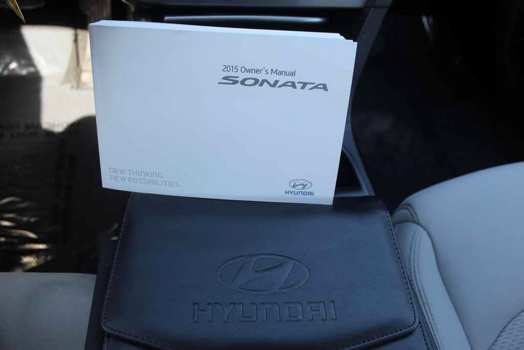 Used 2015 Hyundai Sonata SE w/ Option Group 09 FWD image 23