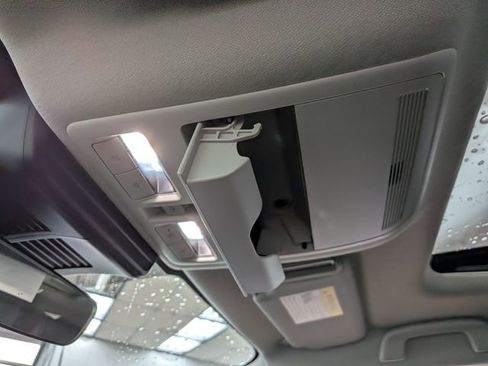 Certified 2025 MAZDA CX-30 AWD 2.5 S w/ Preferred Package image 16