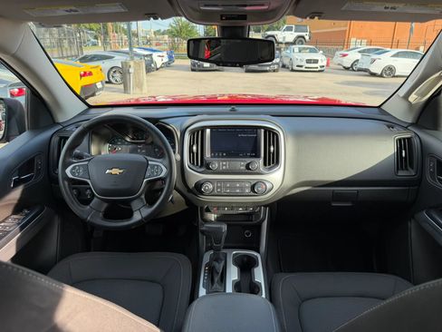 Used 2020 Chevrolet Colorado LT w/ LT Convenience Package AWD/4WD image 32