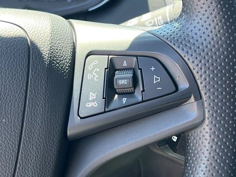 Used 2020 Chevrolet Trax LS w/ Tint and Cruise Package FWD image 21