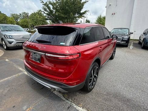 New 2025 Lincoln Corsair Reserve image 17