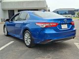Used 2019 Toyota Camry LE image 4