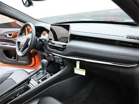 New 2026 Jeep Compass Latitude image 24