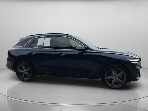 Used 2023 Genesis GV70 3.5T Sport w/ Sport Prestige Package image 33