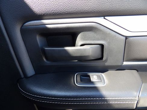 Used 2020 RAM 3500 Tradesman w/ Chrome Appearance Group image 35