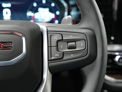 New 2025 GMC Sierra 1500 Elevation image 31