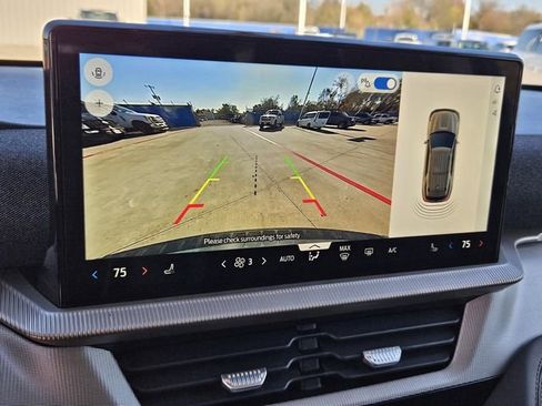 New 2026 Ford Explorer Active image 18