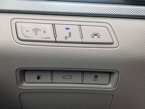 Used 2018 Hyundai Sonata SEL w/ Tech Package 02 FWD image 19