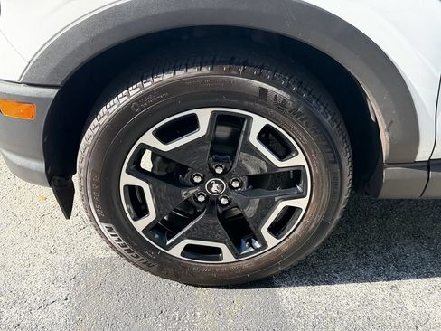 Used 2022 Ford Bronco Sport Outer Banks AWD/4WD image 19