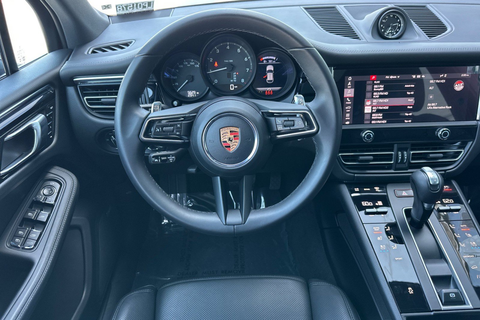 Used 2026 Porsche Macan AWD/4WD image 14