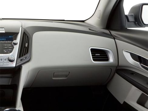 Used 2013 Chevrolet Equinox LS FWD image 12