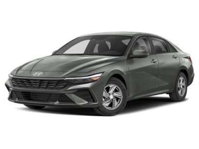 New 2026 Hyundai Elantra SE