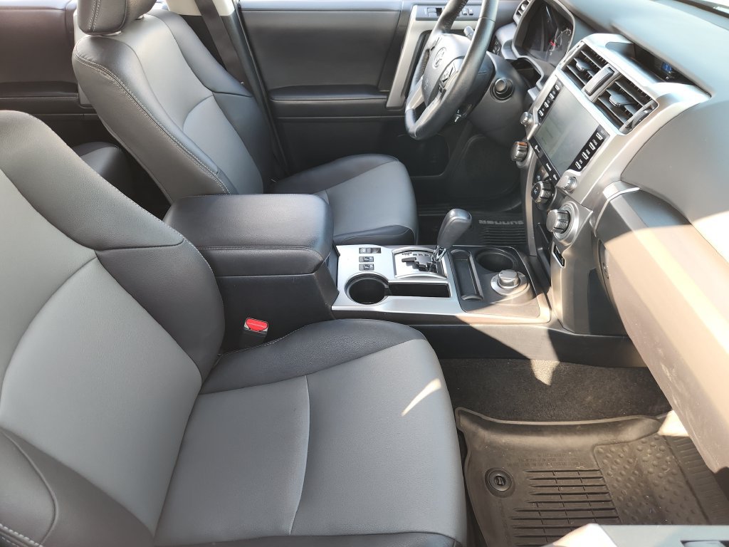 Used 2023 Toyota 4Runner SR5 Premium w/ Moonroof Package AWD/4WD image 10