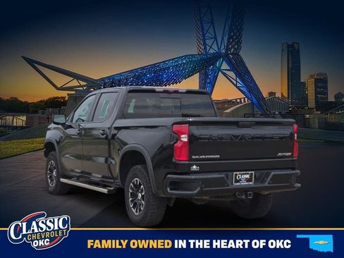 Used 2024 Chevrolet Silverado 1500 ZR2 w/ Technology Package AWD/4WD image 5