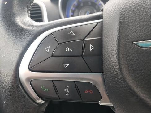Used 2016 Chrysler 300 Limited w/ Driver Convenience Group AWD/4WD image 27