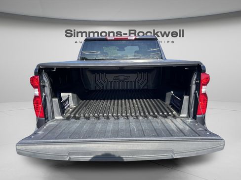 Used 2024 Chevrolet Silverado 1500 LT image 10