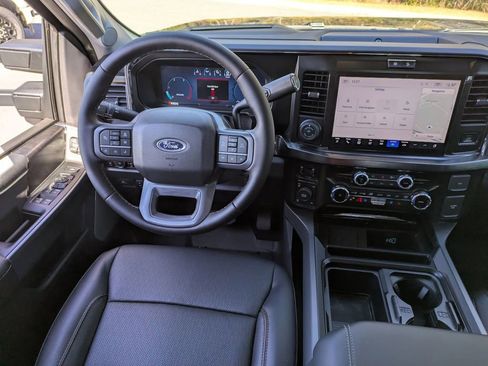 New 2026 Ford F350 Lariat w/ Black Appearance Package AWD/4WD image 17