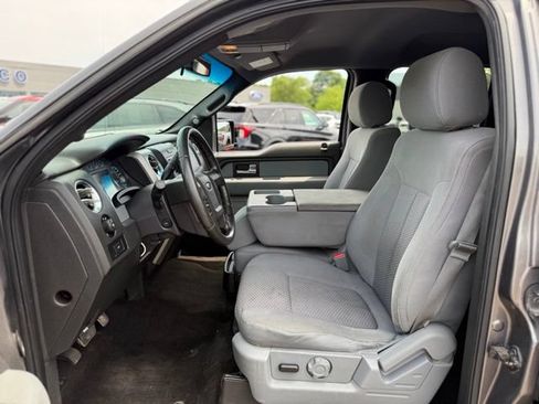 Used 2014 Ford F150 XLT w/ Equipment Group 302A Luxury AWD/4WD image 11