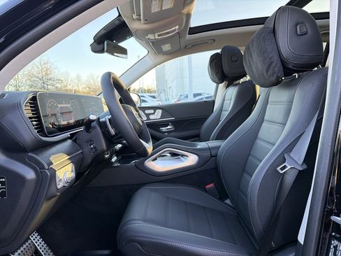 New 2026 Mercedes-Benz GLS 450 4MATIC image 11