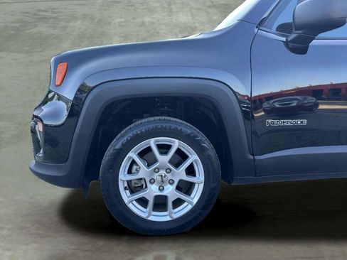 Used 2022 Jeep Renegade Latitude AWD/4WD image 42