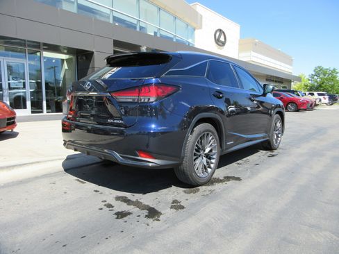 Used 2022 Lexus RX 450h F Sport w/ Accessory Package AWD/4WD image 11