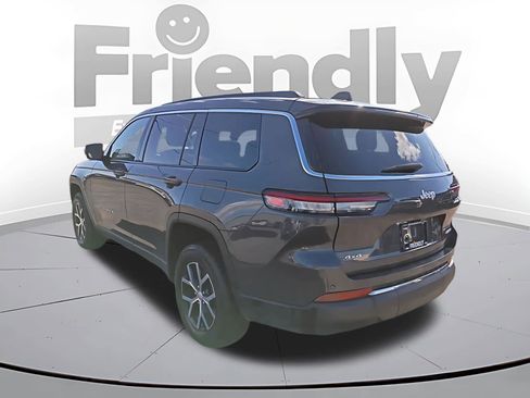 Used 2025 Jeep Grand Cherokee L Limited image 8