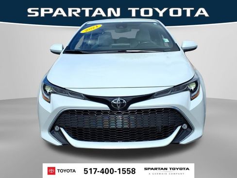 Used 2021 Toyota Corolla XSE FWD image 2