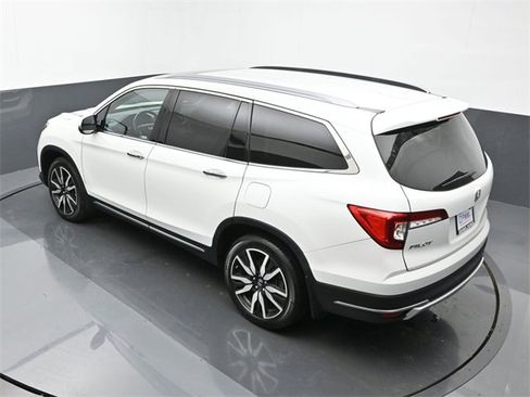Used 2022 Honda Pilot Touring image 14