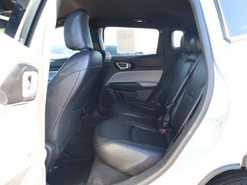 Used 2025 Jeep Compass Limited AWD/4WD image 20