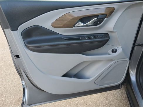 Used 2020 GMC Terrain SLE w/ Driver Convenience Package image 8