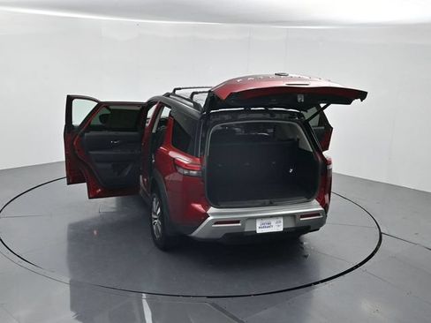 Used 2022 Nissan Pathfinder SL AWD/4WD image 44