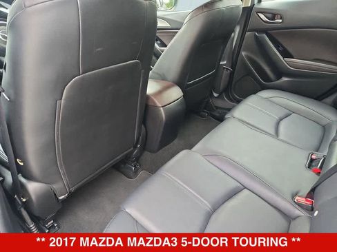 Used 2017 MAZDA MAZDA3 Touring FWD image 17