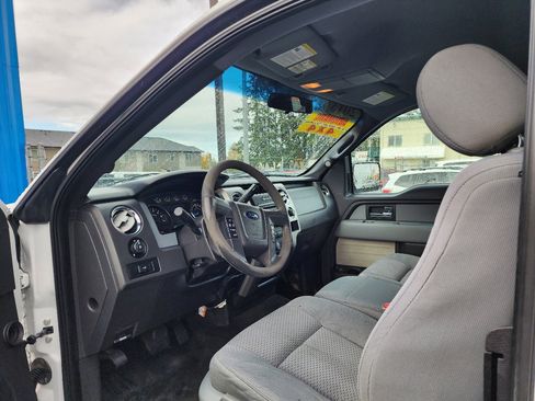 Used 2013 Ford F150 XLT w/ Trailer Tow Pkg image 12