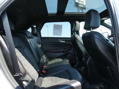 Used 2024 Ford Edge ST-Line AWD/4WD image 15