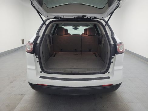 Used 2017 Chevrolet Traverse LS image 29