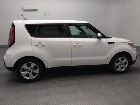 Used 2019 Kia Soul FWD image 10
