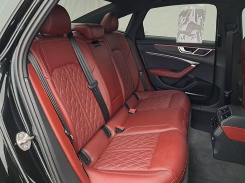 Used 2022 Audi S6 Premium Plus w/ S Sport Package image 45