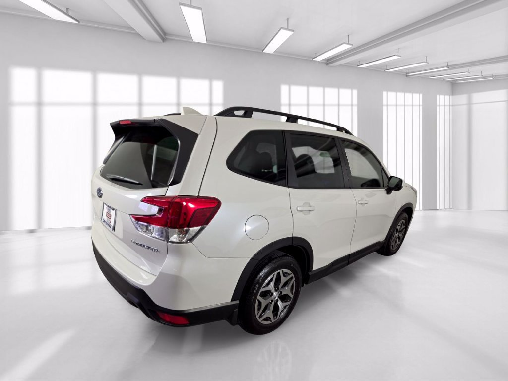 Certified 2023 Subaru Forester Premium AWD/4WD image 7