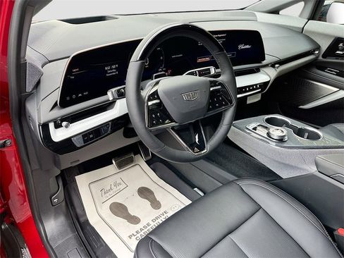 New 2026 Cadillac Optiq Sport 2 image 8