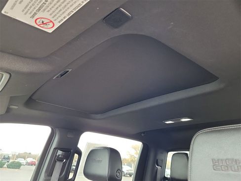 Certified 2023 Chevrolet Silverado 2500 High Country w/ Z71 Off-Road Package image 8